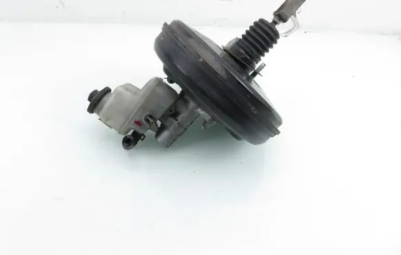 Toyota RAV 4 (XA30) Brake booster 13101015600