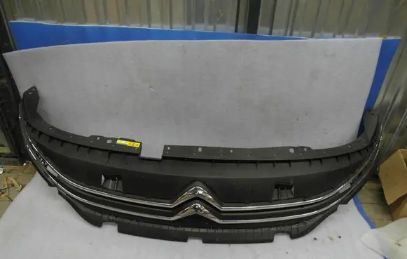 Citroen Berlingo Front grill 99899498 9816749780
