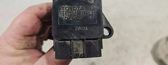 Toyota Corolla Verso E121 Mass air flow meter 2220433010 1974002260