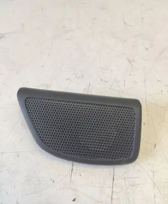 Ford Focus Front door speaker cover trim 07844001