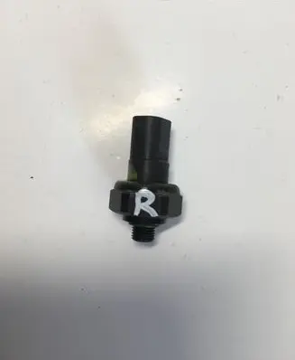 Mercedes-Benz ML W164 Air conditioning (A/C) pressure sensor 0045429018 D8010