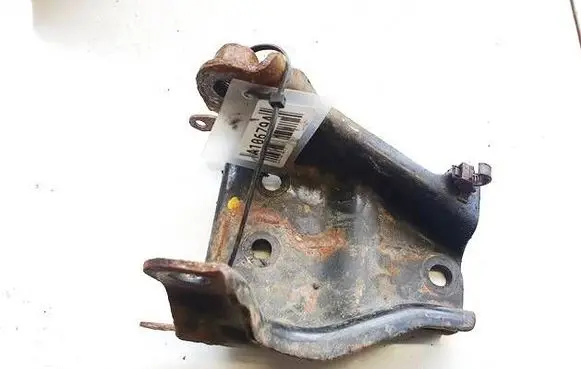 Honda Jazz Engine mounting bracket