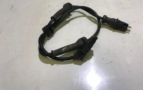 Renault Scenic II - Grand scenic II ABS brake wheel speed sensor 8200296570 100711-51513