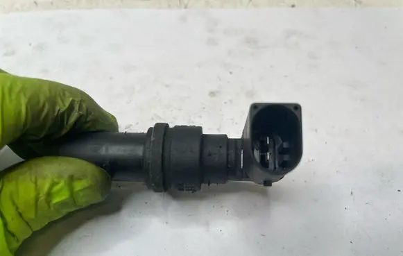 BMW 5 E39 Crankshaft position sensor 2247926