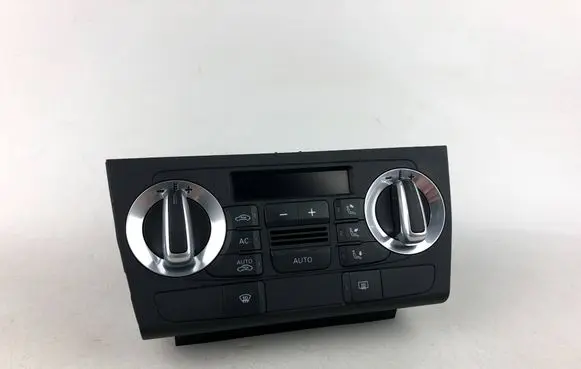 Audi A3 S3 A3 Sportback 8P Climate control unit 8P0820043BM