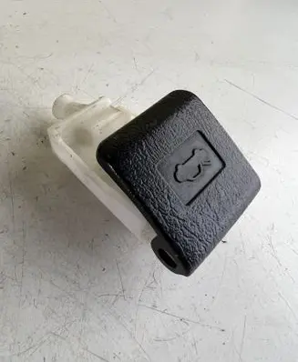Toyota Land Cruiser (J120) Engine bonnet (hood) release handle 