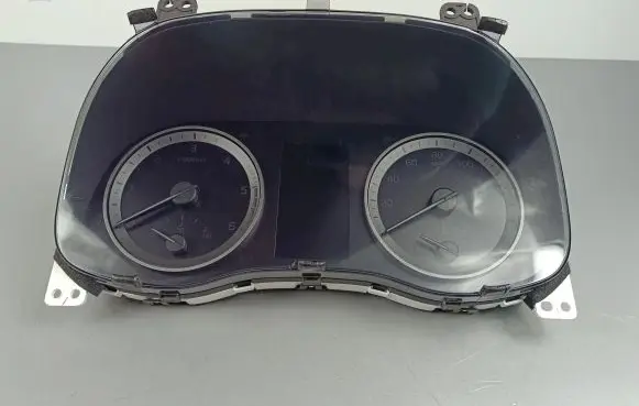 Hyundai Tucson TL Speedometer (instrument cluster) 94011D7601