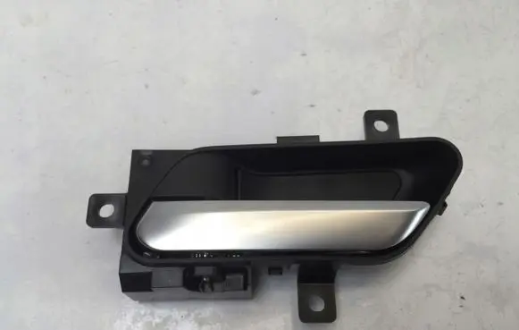 Nissan Qashqai J12 Rear door interior handle trim 806716UA0A