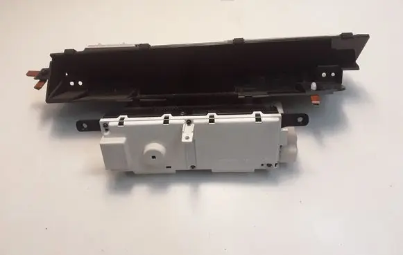 Toyota Prius (XW20) Speedometer (instrument cluster) 769204820