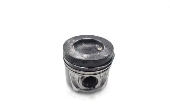 Volkswagen Polo V 6R Piston CFWA