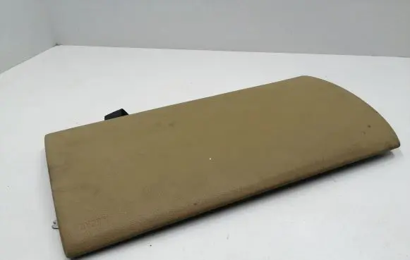 BMW 6 E63 E64 Dashboard lower bottom trim panel 6740174 CY79945 8062007500