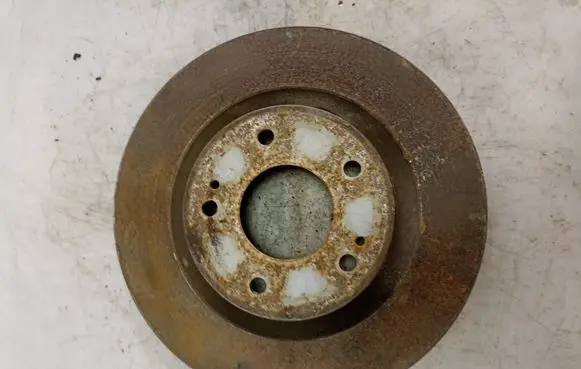 Mitsubishi Grandis Front brake disc