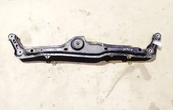 Volkswagen Golf III Front subframe