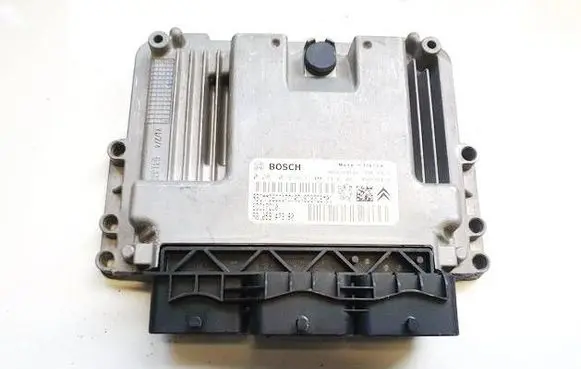 Citroen Berlingo Engine control unit/module 0281019817