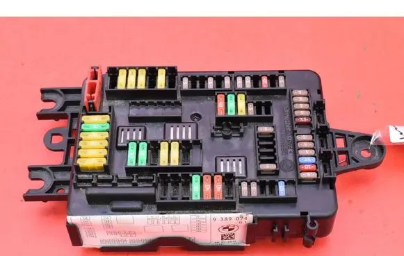 BMW Z4 E89 Fuse box set 9389070