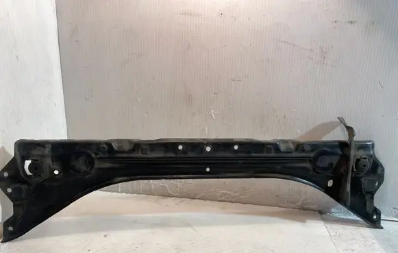 Mercedes-Benz E W211 Top upper radiator support slam panel