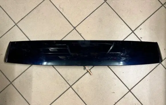 BMW 5 E60 E61 Third/center stoplight K621300 22944915 7061467