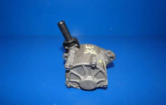 Mercedes-Benz B W246 W242 Vacuum pump