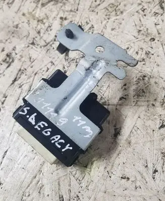 Subaru Legacy Light module LCM 84051AJ010