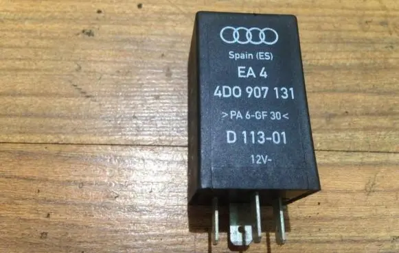 Volkswagen Golf IV Other relay 4d0907131