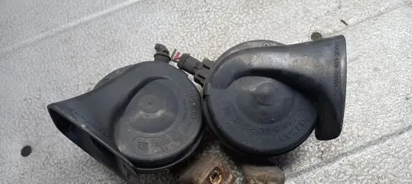 Volvo S80 Horn signal