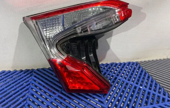 Toyota C-HR I Tailgate rear/tail lights 81590F4010 16441F 17032018