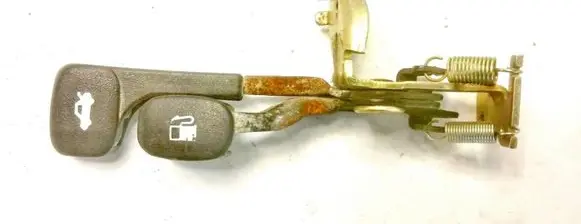 Hyundai Coupe Fuel tank opening switch 