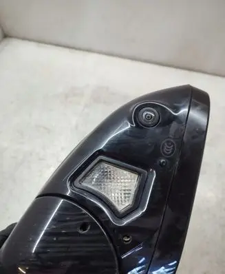 Jaguar XF X260 Front door electric wing mirror A049504
