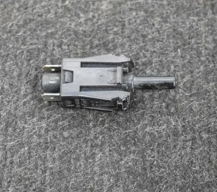 Mercedes-Benz SL R129 Brake pedal sensor switch A0015458714