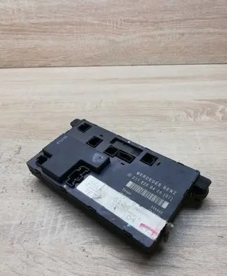 Mercedes-Benz E W211 Door control unit/module 2118200426