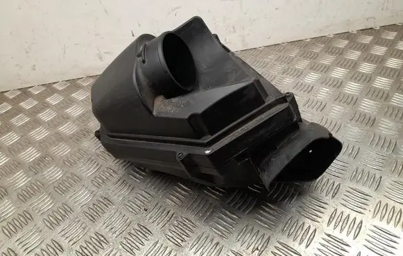 BMW M4 G82 G83 Air filter box 8095804