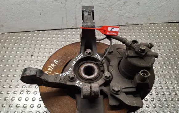 Opel Astra H Front wheel hub spindle knuckle S25056207 13111669