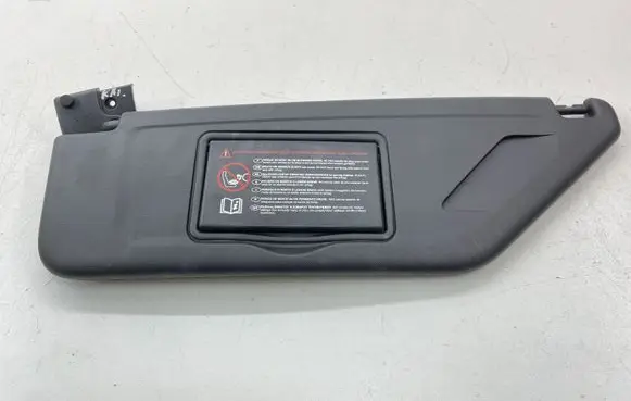 Citroen DS4 Sun visor