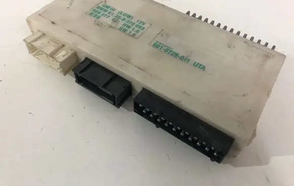 BMW 5 E39 Comfort/convenience module 61358376693 8376693