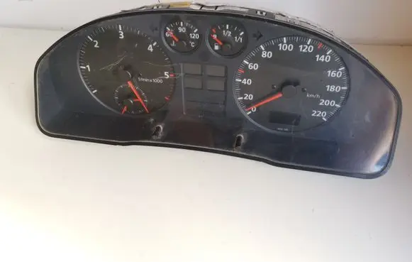 Audi A4 S4 B5 8D Speedometer (instrument cluster) AU0007001 AU0007