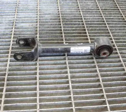 Tesla Model 3 Rear upper control arm/wishbone 104443100G