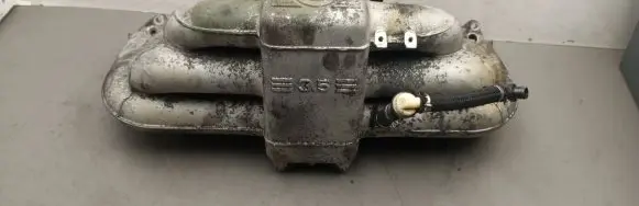 BMW 7 E32 Intake manifold 1715588 21039600
