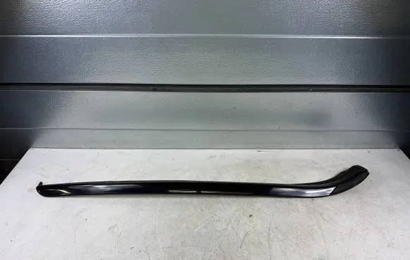 Peugeot 508 RXH Windshield trim 9686615480