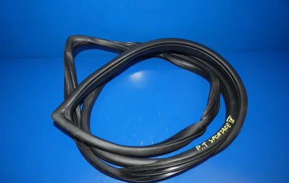KIA Sportage Rubber seal rear door 