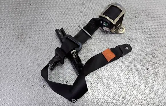 Ford Fiesta Front seatbelt