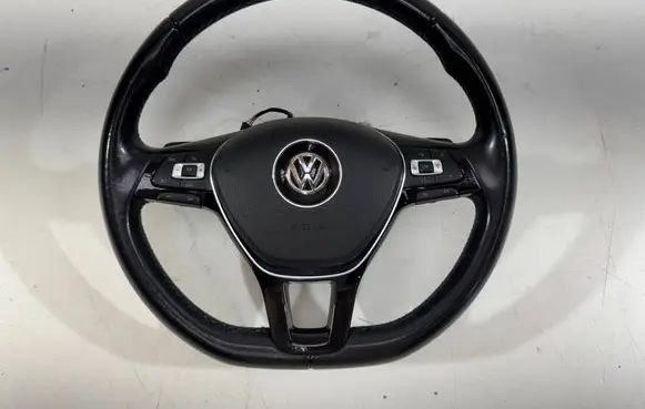 Volkswagen PASSAT B8 Steering wheel