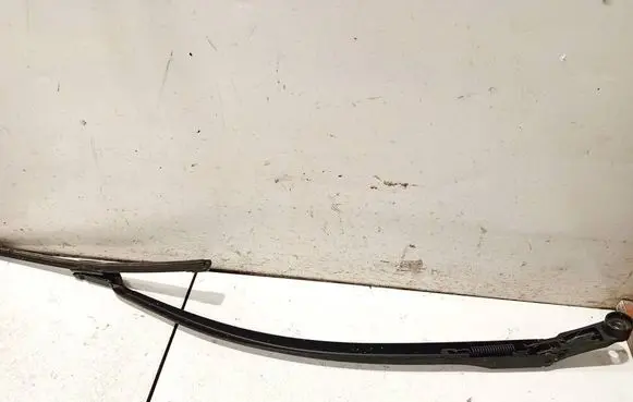 Toyota Avensis T270 Front wiper blade arm 3392125679 97036203