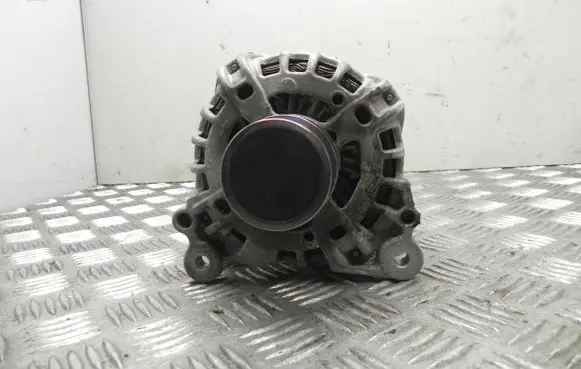 Skoda Fabia Mk3 (NJ) Generator/alternator 04E903015A
