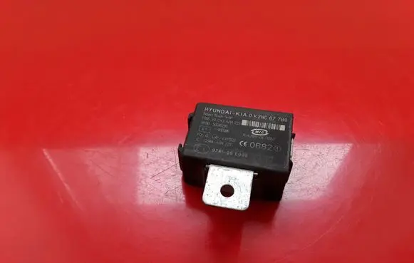KIA Sorento Immobilizer control unit/module 0K2NC677B0 F005V00143 50030285