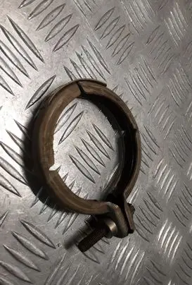 Mercedes-Benz ML W164 Muffler pipe connector clamp 