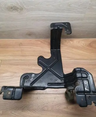 Volkswagen Transporter - Caravelle T5 Webasto auxiliary heater mount bracket 7H0819827A