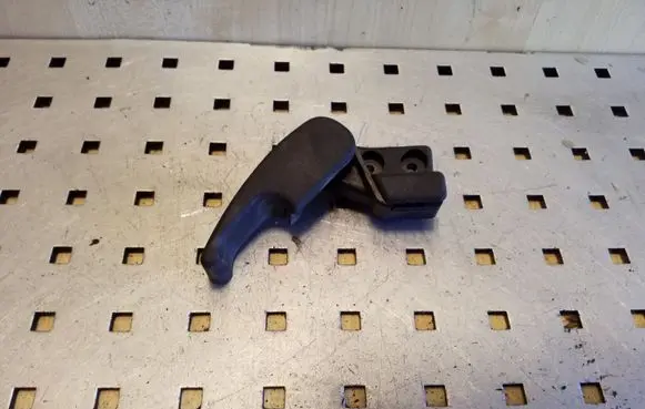 Audi A3 S3 8L Engine bonnet (hood) release handle 1H1823533