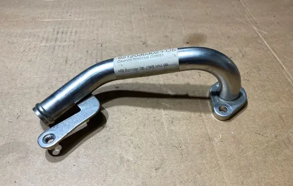 Mercedes-Benz Sprinter W901 W902 W903 W904 Engine coolant pipe/hose A6512030302 6512030302