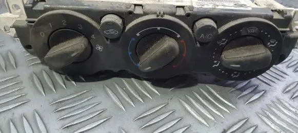 Ford Focus Climate control unit 3M5T19980AC 3M5T-19980-AC
