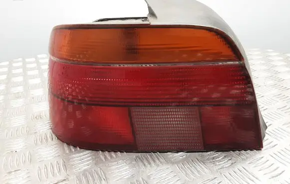 BMW 5 E39 Rear/tail lights 8358031